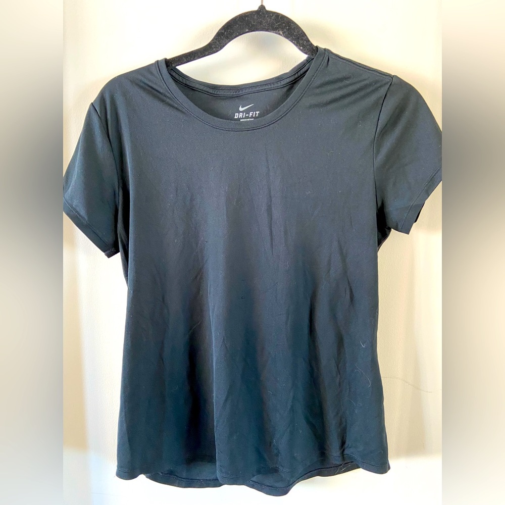 Nike dri-fit women’s training shirt